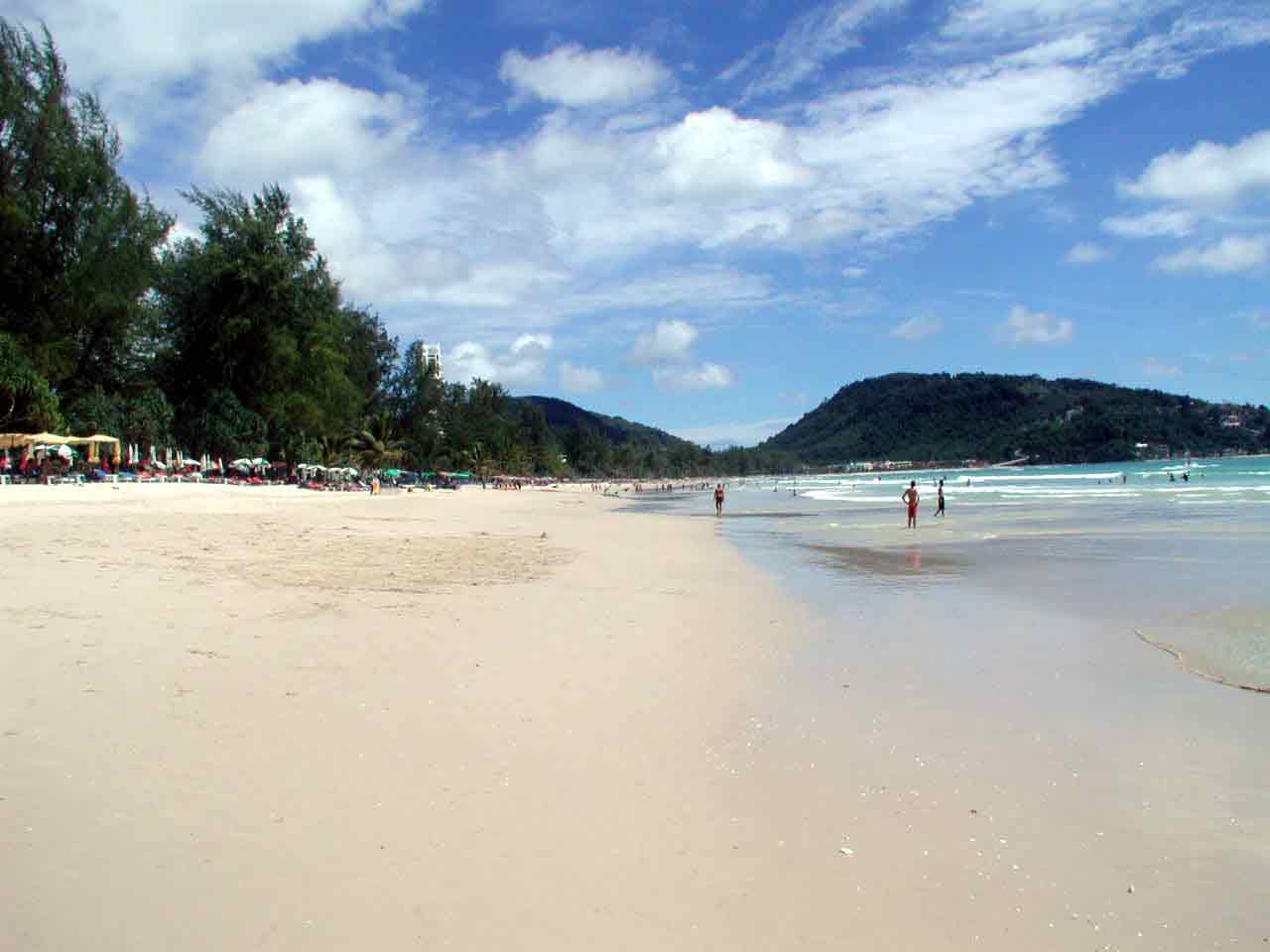web-phuket-beach-140704-1.jpg